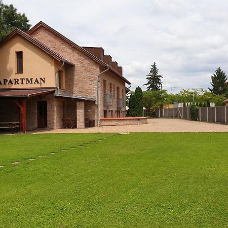 Gyulai Fürdö Apartman Dış mekan fotoğraf