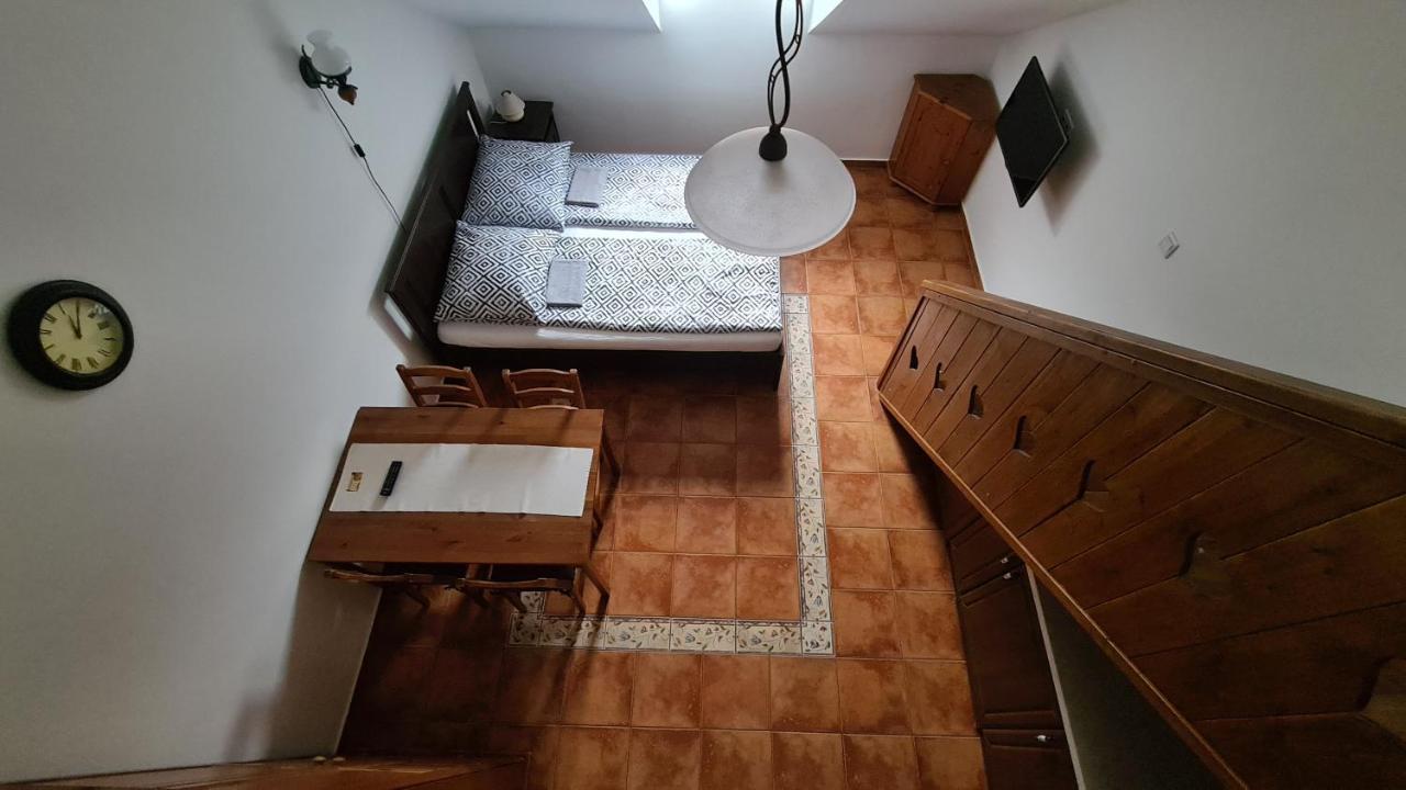 Gyulai Fürdö Apartman Dış mekan fotoğraf